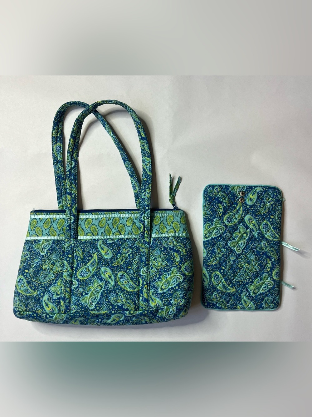 Blue Green Paisley Quilted Tote and Zip Jewelry Holder Pouch
